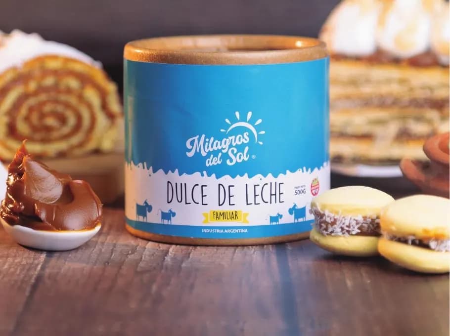 Dulce de leche Milagros del Sol en cuñete familiar con alfajores